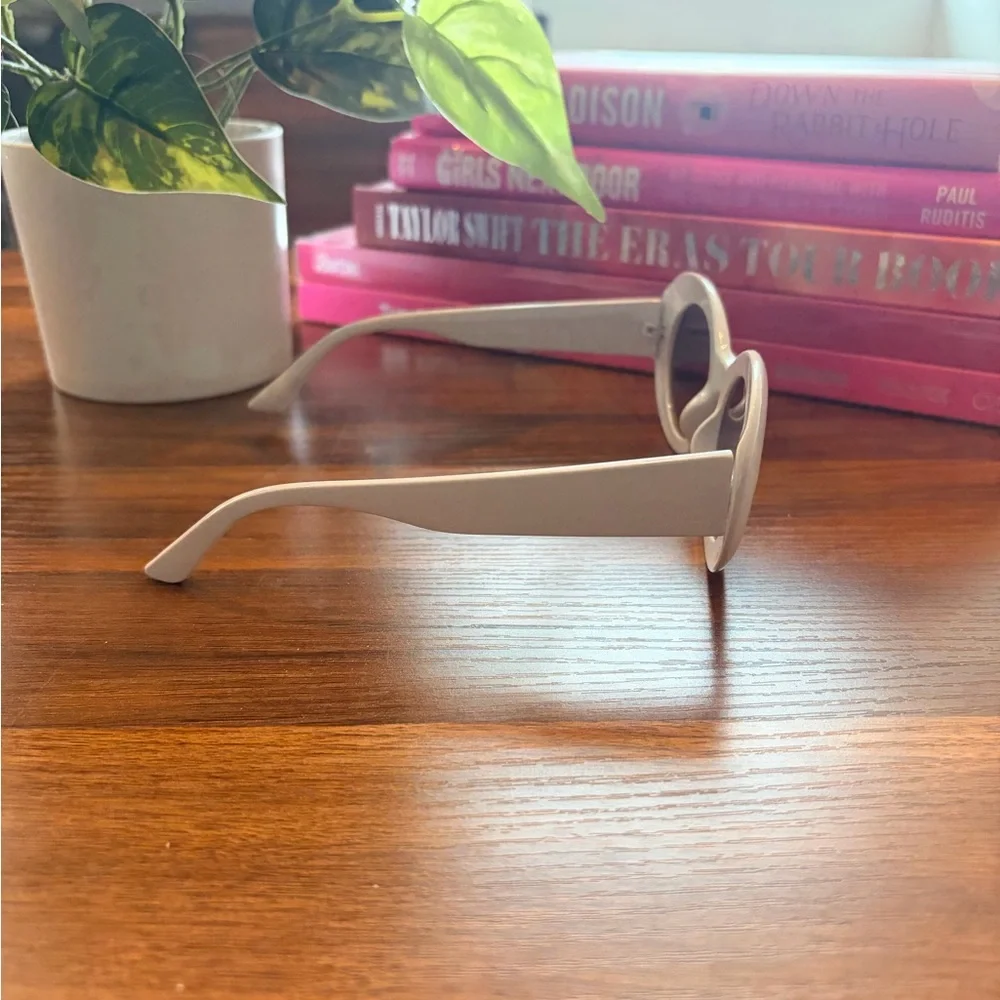 Topshop ASOS 60s Inspires White Oval Sunglasses with Brown Lenses